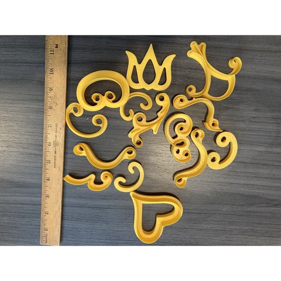 Lot Of Cake Cupcake Baking Decorating Supply- Fondant Bundle Cake ClownToppers - Picture 4 of 16